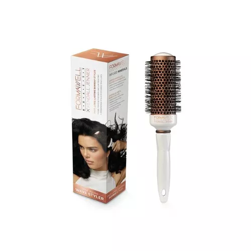 Formawell Beauty X Kendall Jenner Wave Styler Round Brush
