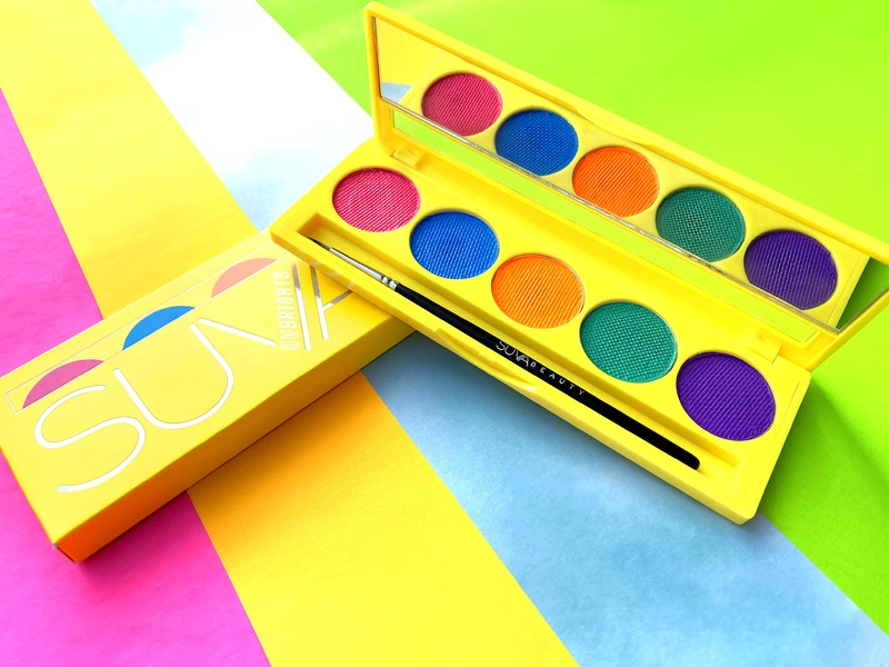 SUVA  Beauty UV Brights Hydra FX Palette